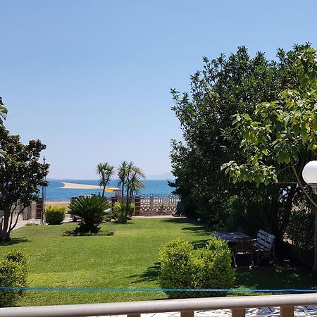 Country House By The Sea !!! Villa Karavomilos  Exterior photo