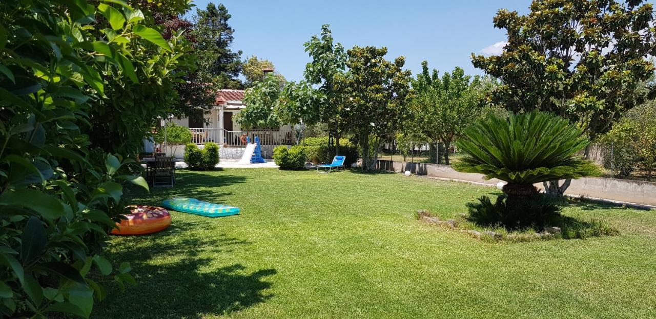 Country House By The Sea !!! Villa Karavomilos  Exterior photo