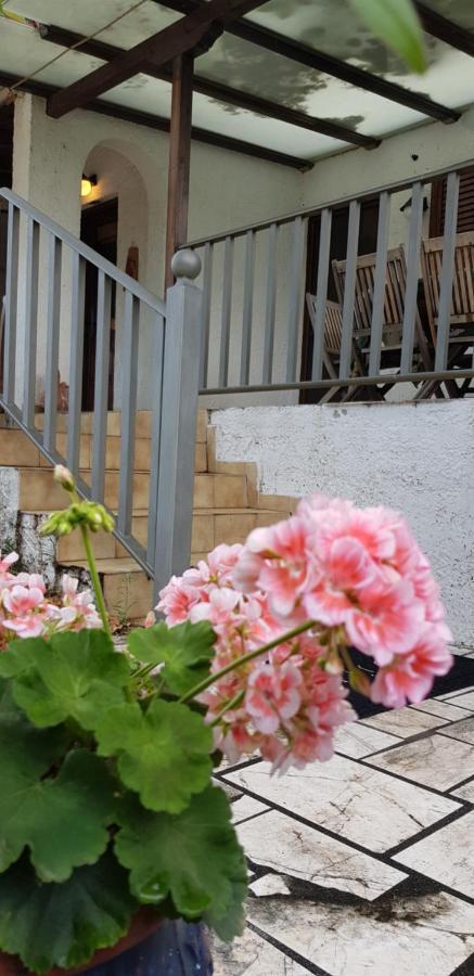 Country House By The Sea !!! Villa Karavomilos  Exterior photo